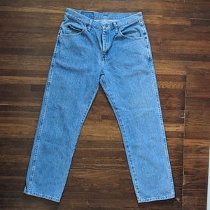 Wrangler Blue Jeans Regular Fit 33 x 30